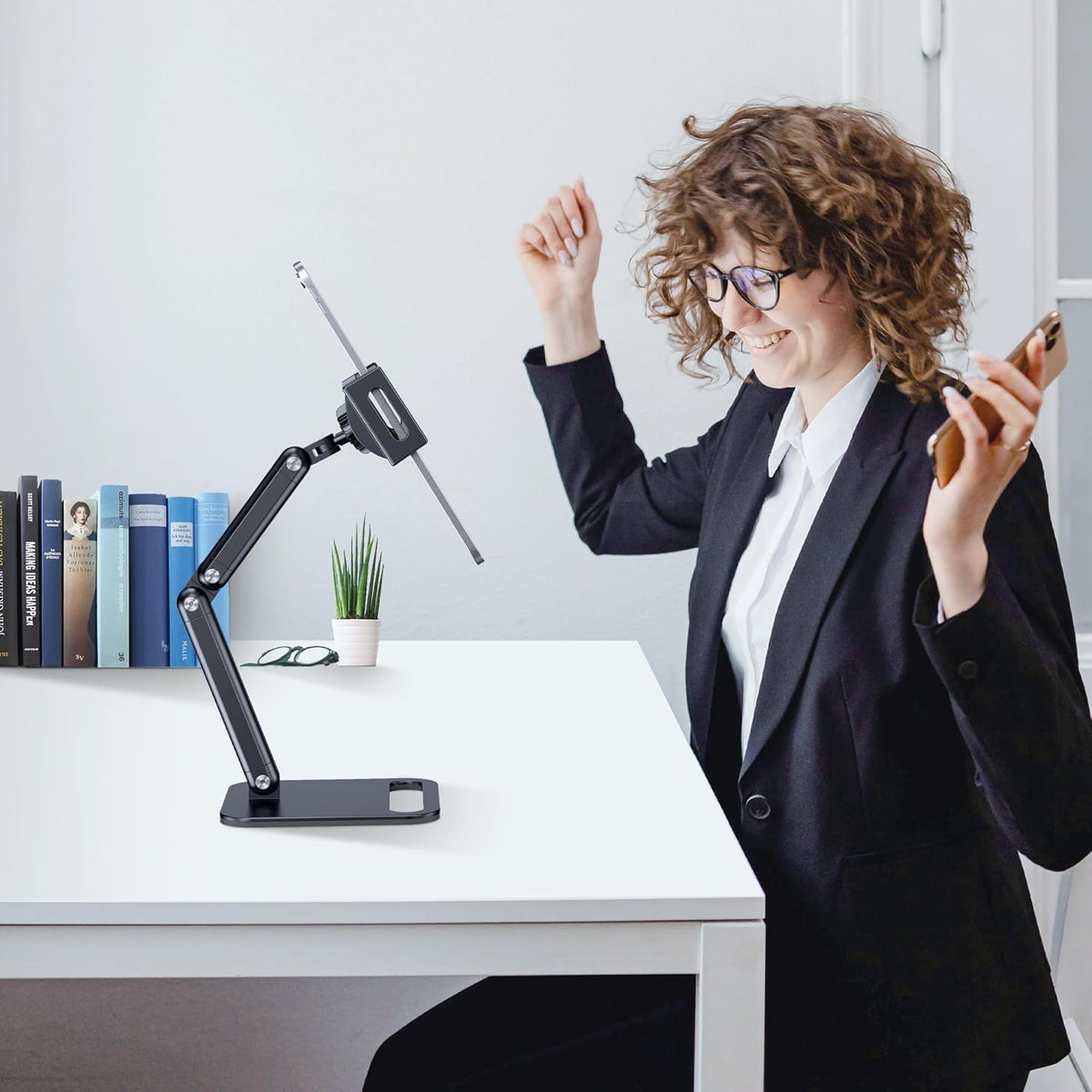 CreaDream Tablet Stand for iPad, Aluminum Tablet Holder with Heavy-Duty Base for Desk, Fully Adjustable Angle, Compatible with iPad Pro Air Mini, Galaxy Tab, Surface Pro, Kindle 4.7''-13", Black