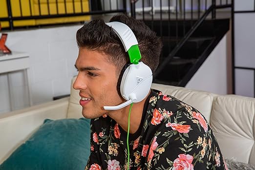 Turtle Beach Recon 70 Multiplatform Gaming Headset for Xbox Series X|S Xbox One PS5 PS4 PC & Mobile w/ 3.5mm Wired Connection - Flip-to-Mute Mic 40mm Speakers Lightweight Design White
