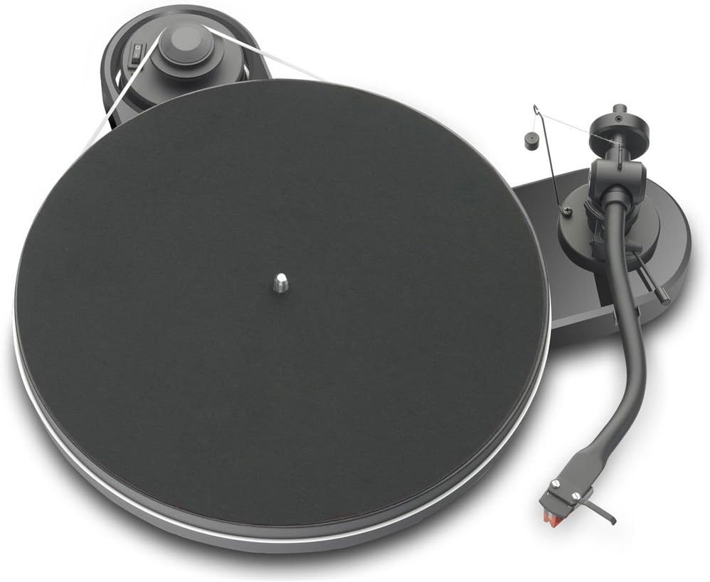 Pro-Ject RM 1.3 Turntable - High Gloss Black with Pearl Cartridge